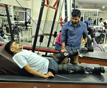 Best Paralysis Treatment in Gurugram